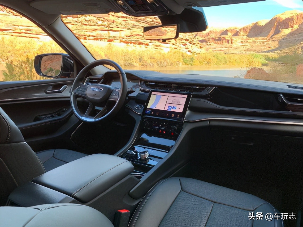 2022款五座jeep大切诺基天津港,2022款大切诺基5座参数配置进口