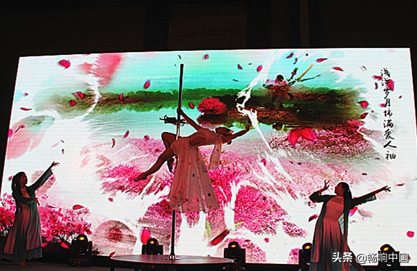 青花郎九九重阳纪念酒天青色,青花盛宴中国高端酱酒鉴赏大会