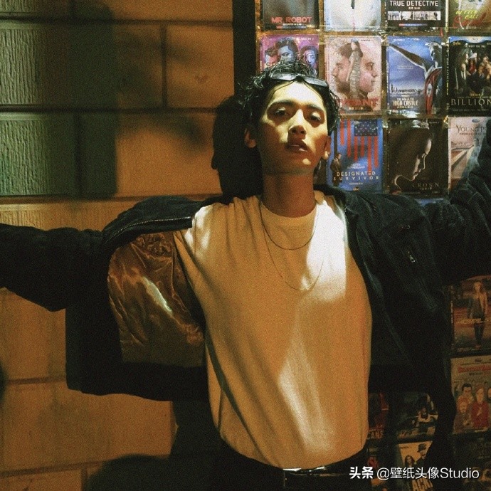 浪漫玫瑰男生头像,男生玫瑰浪漫头像