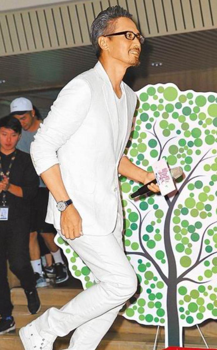 包小松唱歌全集,包小松有孩子吗