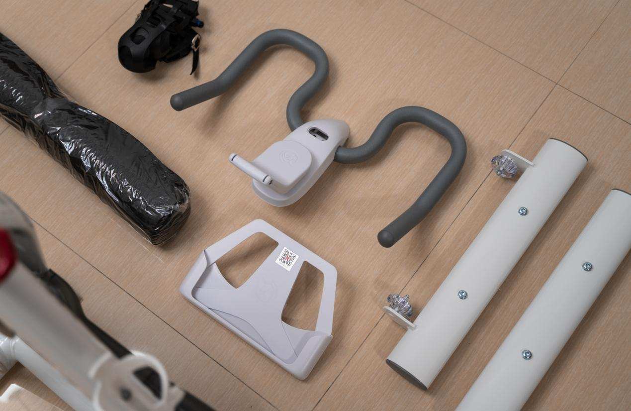 解锁宅家运动的更多乐趣:野小兽动感单车S1体验