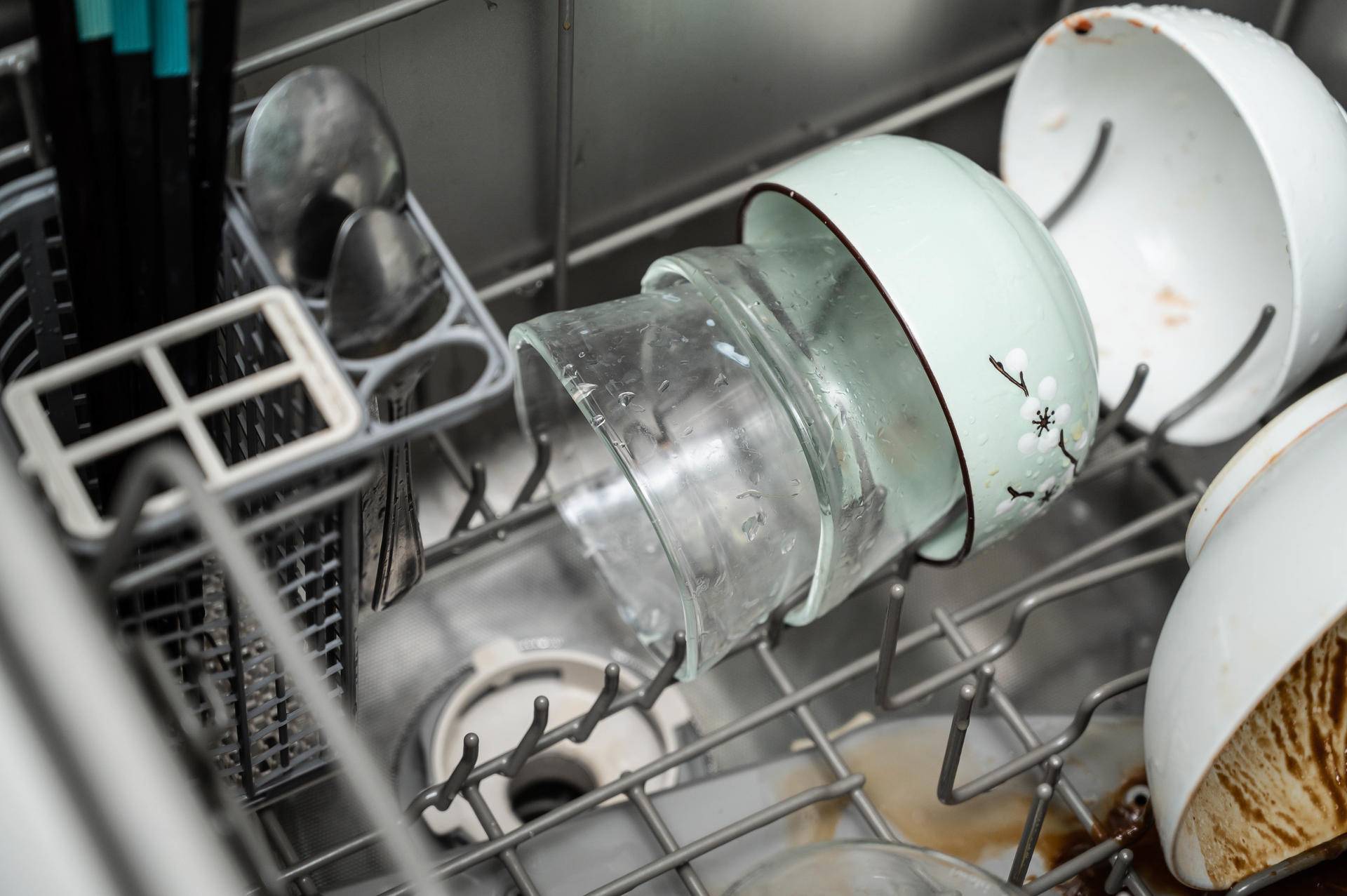 科技改变生活之洗衣机,科技改变生活家用清洁机器人