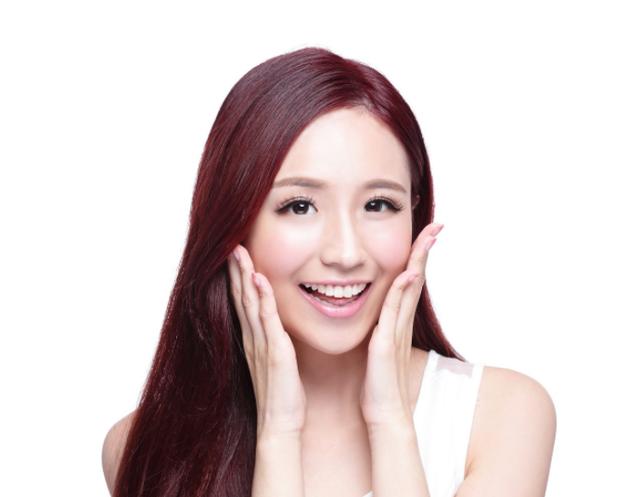 脸上抹完红霉素软膏还能抹日霜吗,可以把红霉素软膏涂抹脸上吗