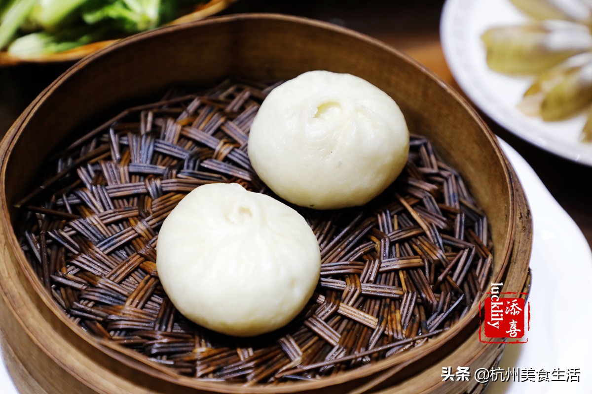 镇江美食三茅宫地锅鸡,镇江美食推荐锅盖面