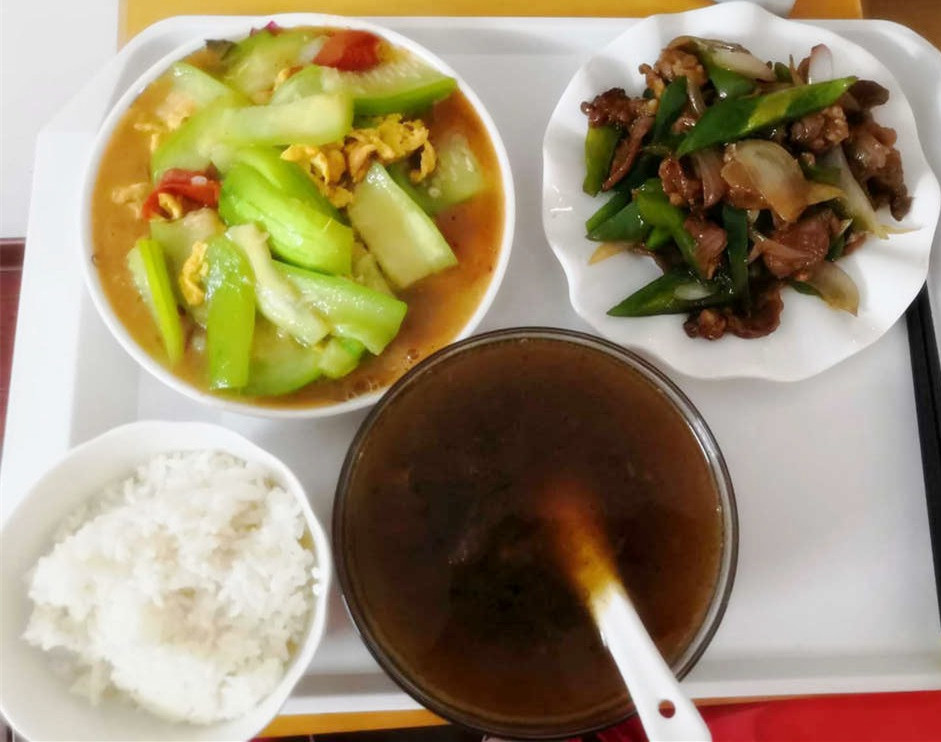 家有母婴住家月嫂,月嫂带宝日常虽然很累但是很开心