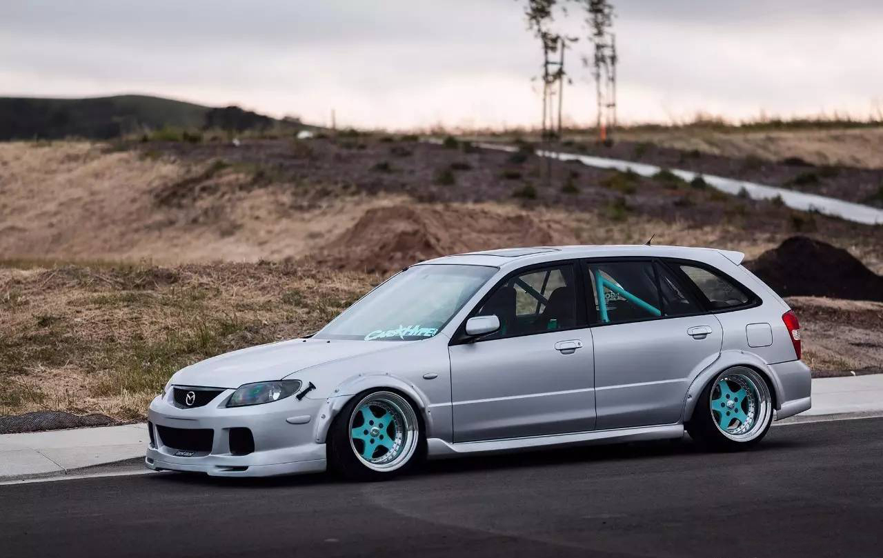 马自达323福美来最新款,一汽海南马自达323福美来是第几代