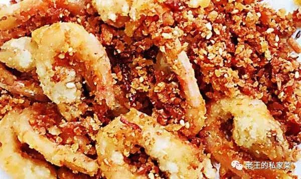 避风塘炒虾酥脆鲜香上桌就被抢光,避风塘炒北极虾