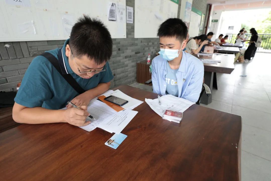 北川中学的教室,北川中学新校区照片
