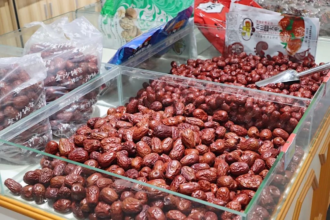 你好，乡愁在成都哪里买