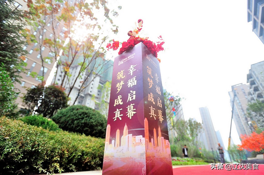 在设计家居的路上一直坚持,在厨房用餐设计