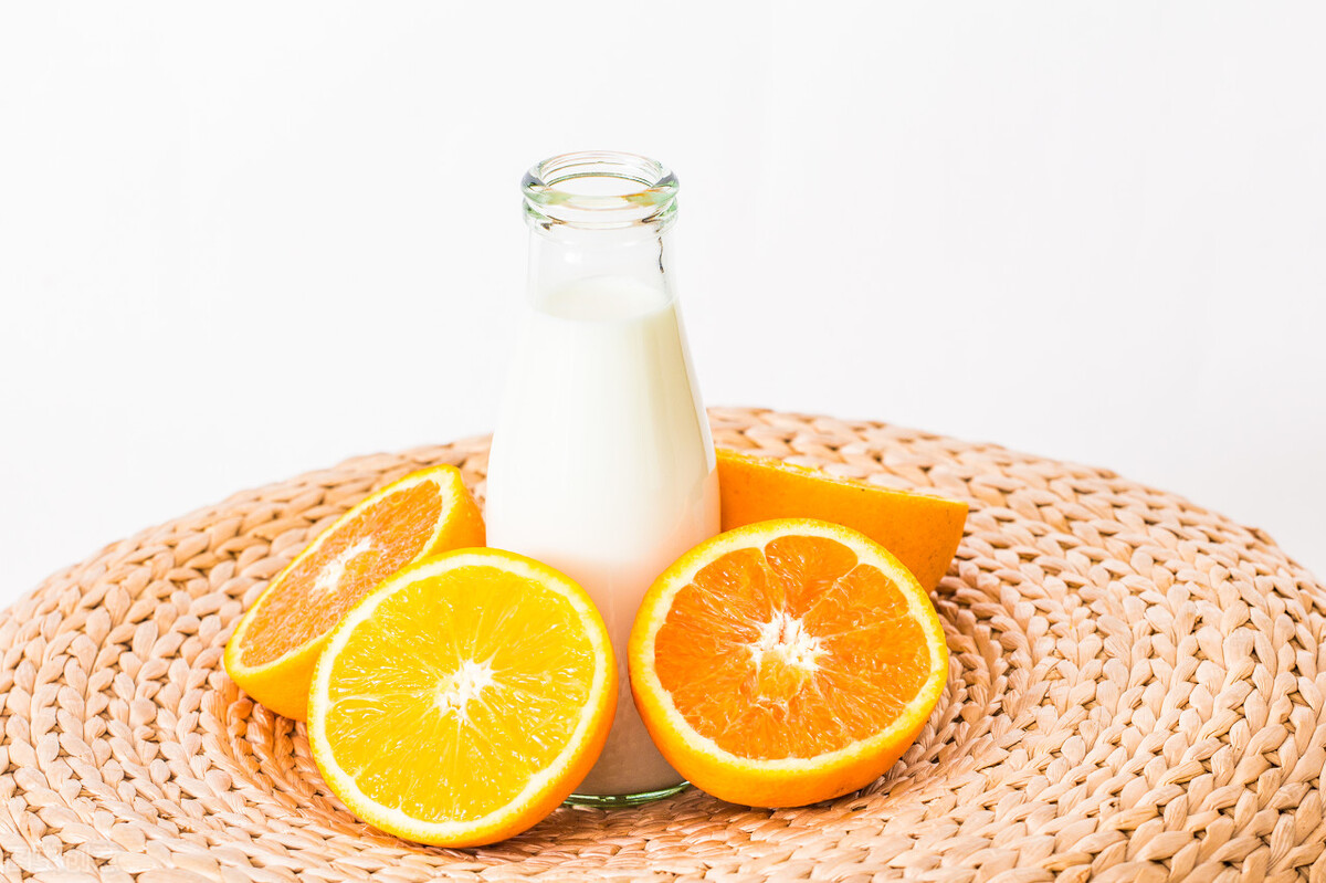 千万不要保温杯里放骆驼奶!关于骆驼奶的饮用误区,你知道几个?