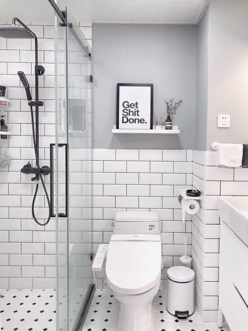 卫生间比较潮湿怎么能快速解决,卫生间潮湿长霉斑怎么办