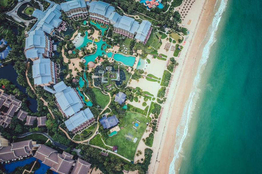 三亚亚龙湾金茂丽思卡尔顿酒店,三亚亚龙湾度假酒店对比