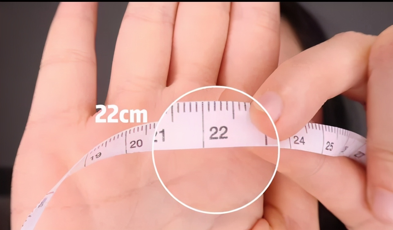 冬天帽子女款2022款网红款加厚,头大的女生冬天适合什么帽子