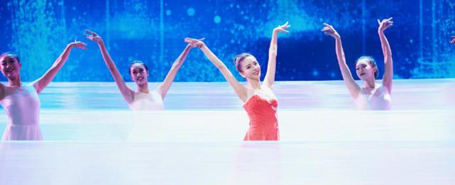 和周杰伦合作飘柔广告的女主角是,飘柔广告女主角杨幂