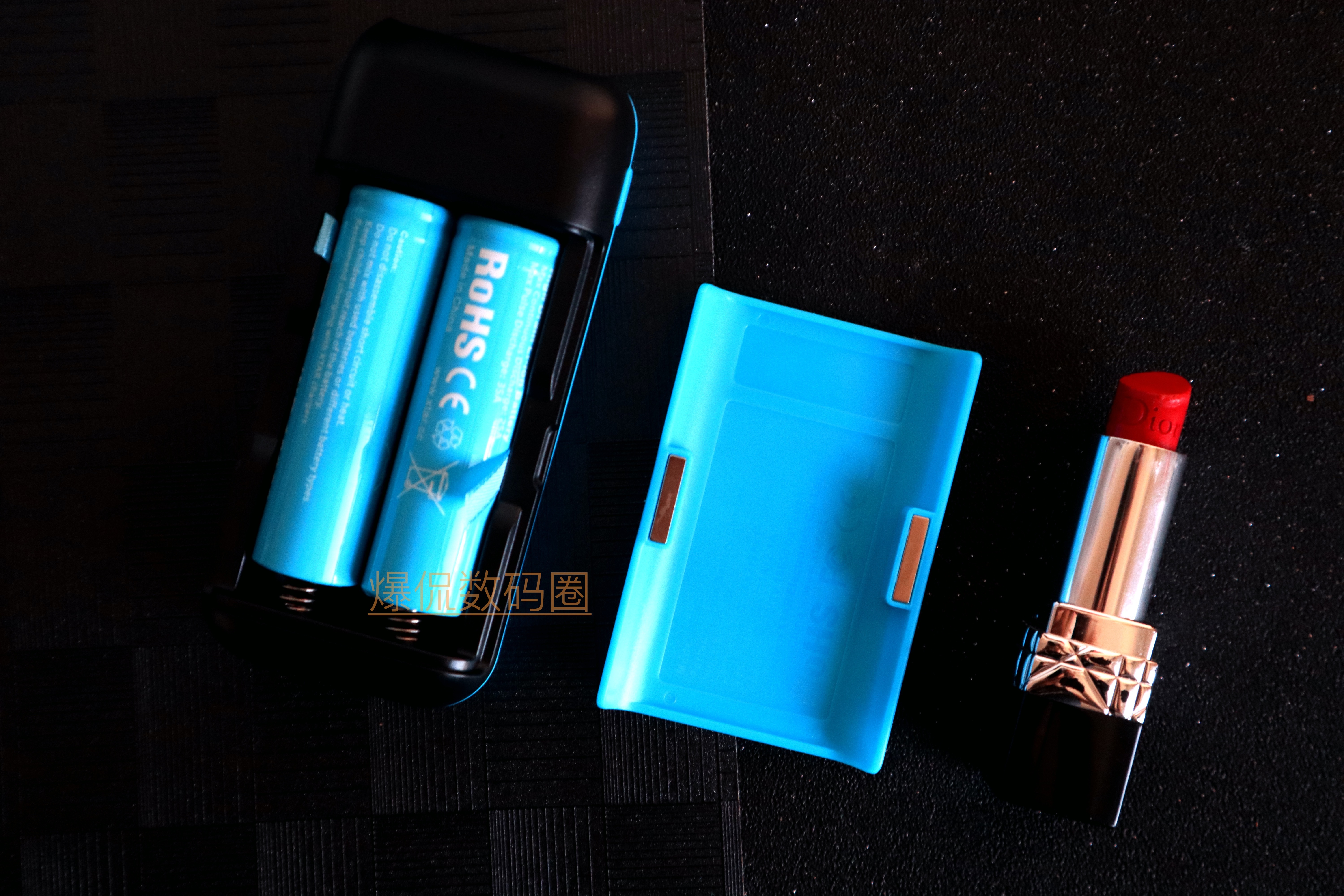 爱克斯达PB2C移动电源上手：容量多少你决定，电池血亏根本不存在