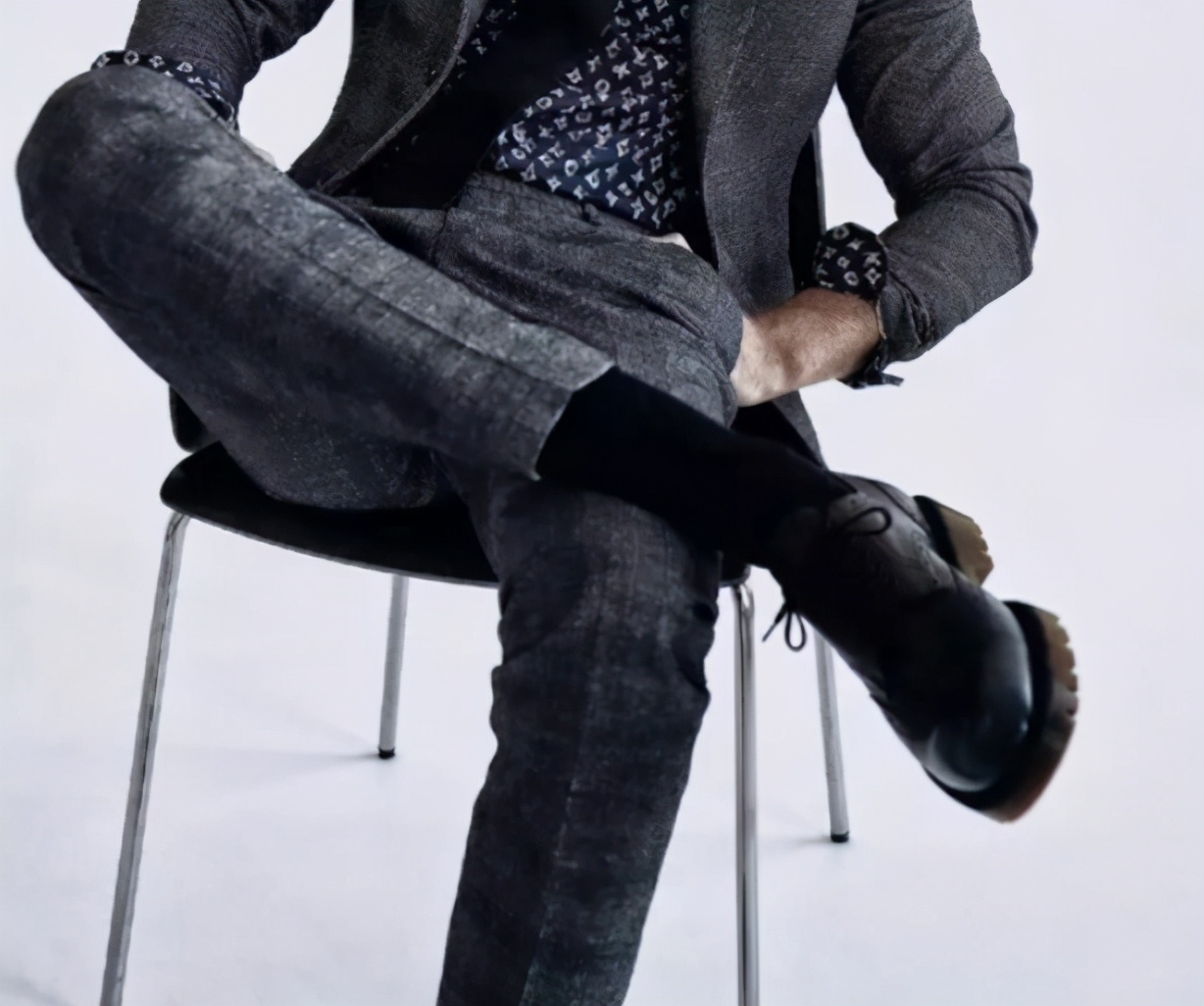 西裤怎么选显腿长,西裤怎么选裤带