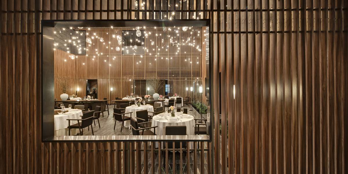 餐饮空间玄关图,深圳华苑一号餐饮空间