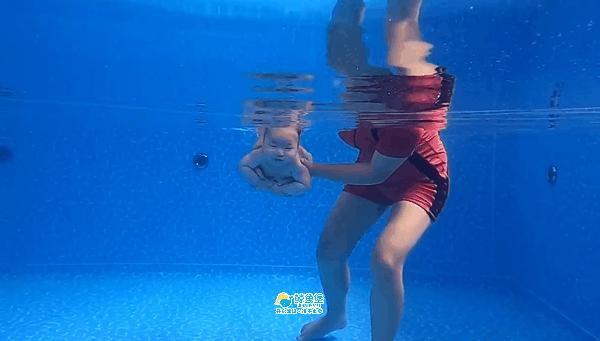 一年四次的课程、技术更新升级，维持门店竞争力