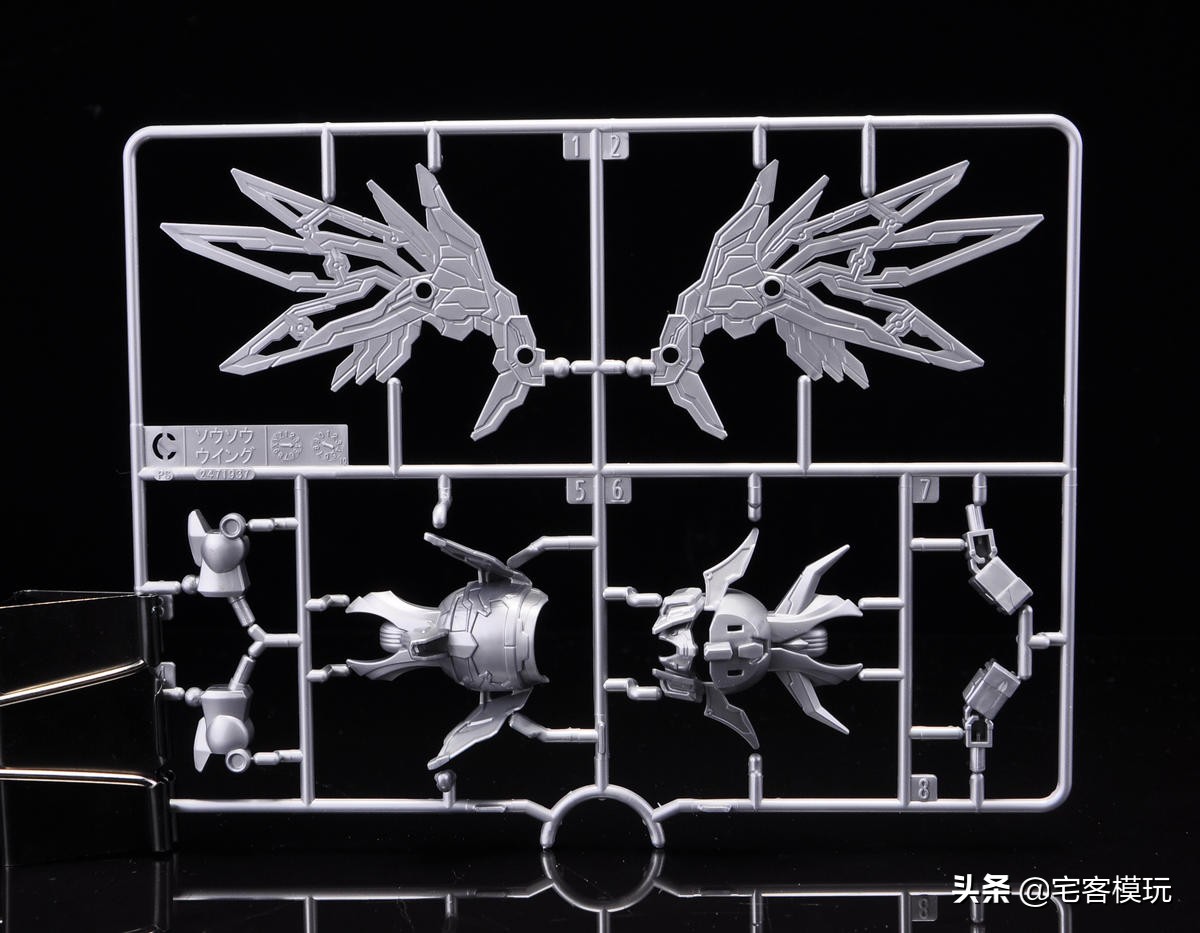 万代三国创杰传曹操飞翼,三国创杰传天霸曹操飞翼高达开箱