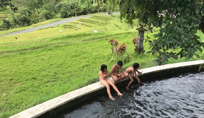 在乌布打个盹然后去吉利岛撒欢