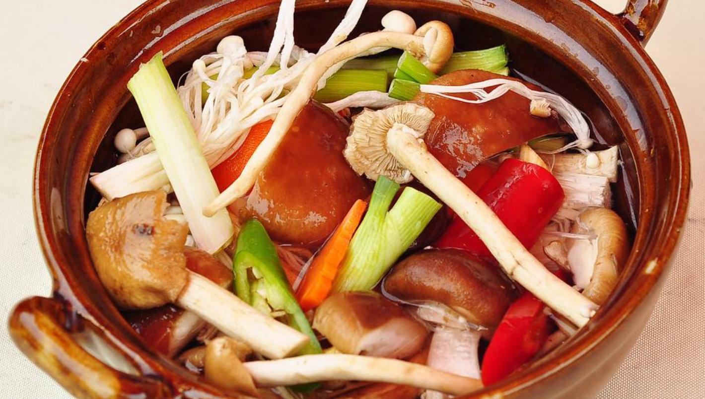 口蘑双孢菇做法,简易而美味的双孢菇料理做法