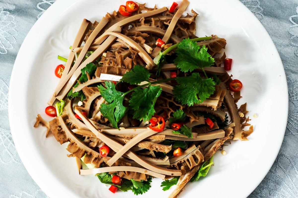 凉拌菜适合夏天吃汤适合冬天吃,天气热了教你6道凉拌菜做法