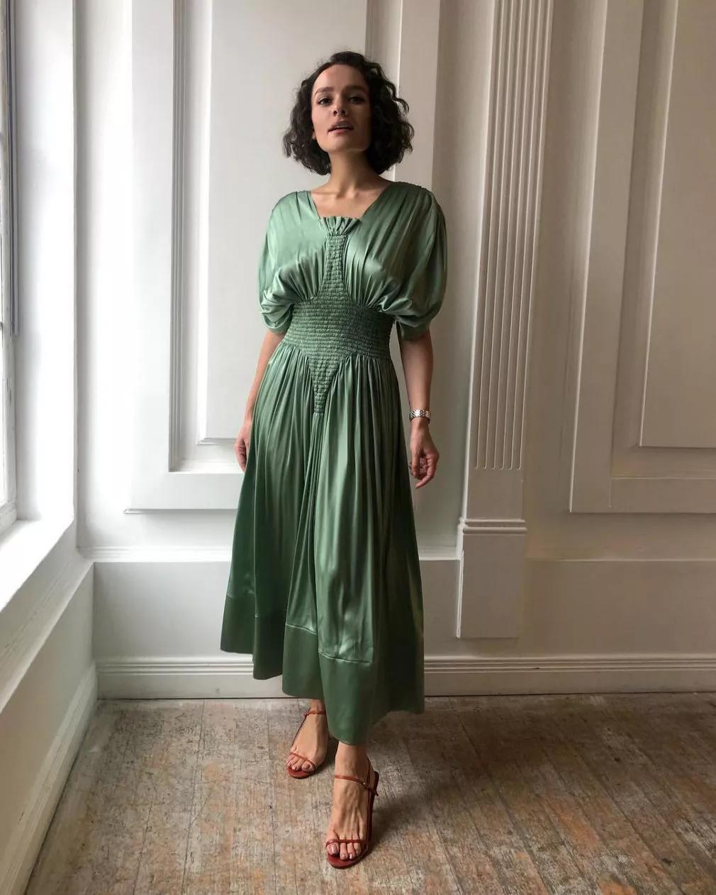 夏日就穿糖果色连衣裙，贼靓，回头率200%