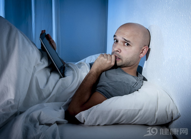 半夜三四点醒了很难入睡怎么办,晚上睡不着喝什么助眠