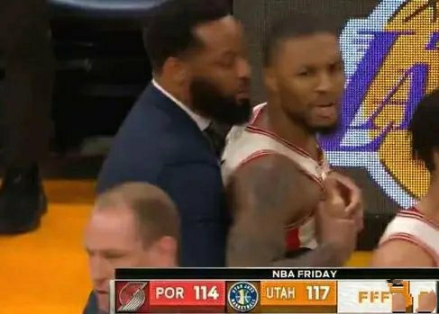 裁判吹黑哨引众怒！美国杨毅怒喷裁判收黑钱！肖华还跟*彩博**合作？