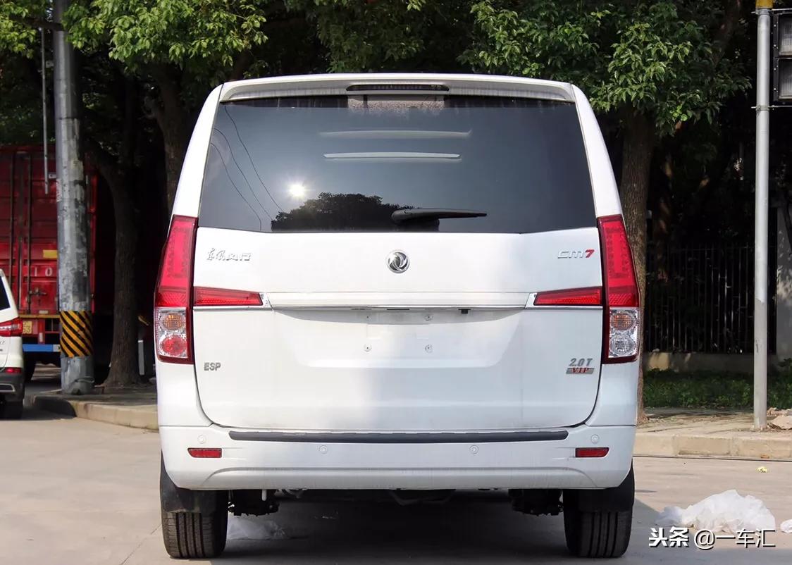 七座车型推荐风行cm7,性价比高的七座车推荐东风风行cm7