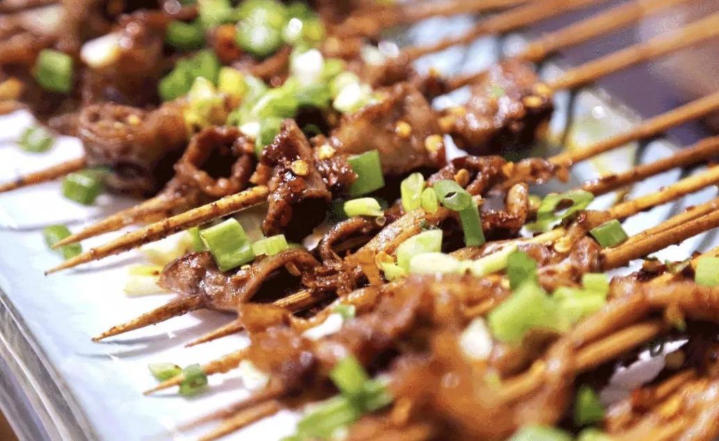 沈阳一家烧烤店，老板只用“一个抽奖转盘”，月获利16.5万，易学