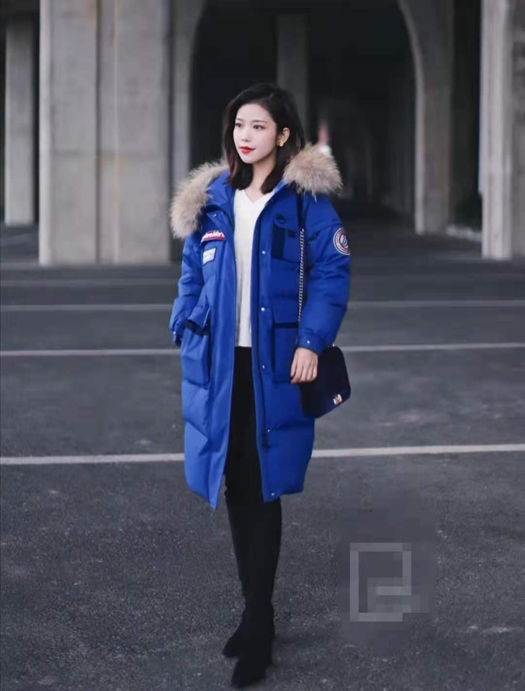 60岁穿短款羽绒服搭配下身,工装羽绒服下身搭配什么裤子