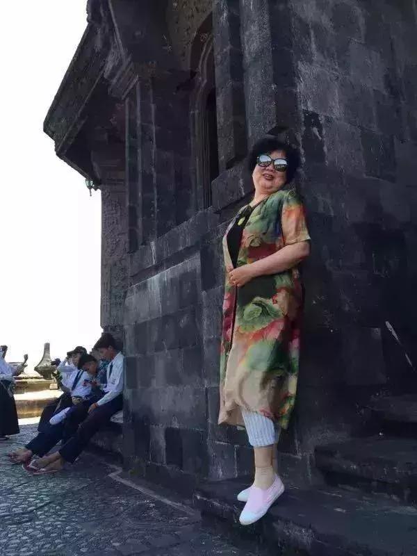 五一小长假怎么拍照,五一教妈妈出游拍照