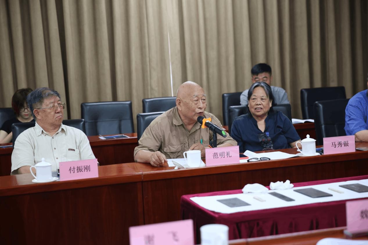 古代盟书大放异彩国宝级*物文**战国盟书学术鉴定专家研讨会召开