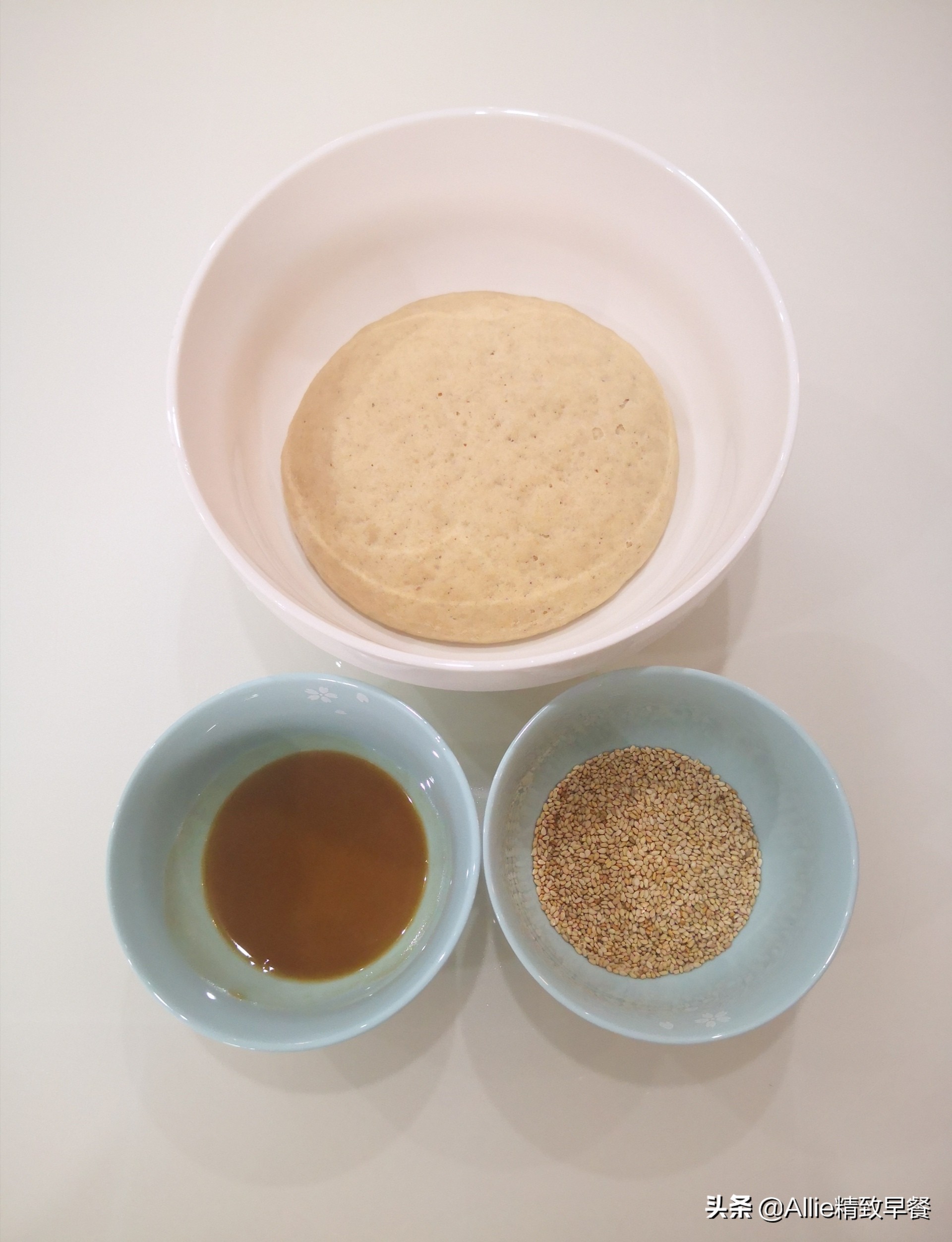 酥酥烧饼正宗做法,五香酥烧饼做法大全