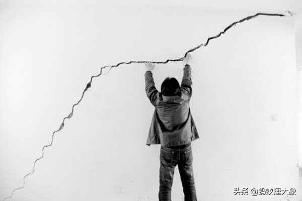 建筑工程中常出现的裂缝分析及解决措施