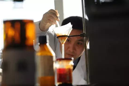 鐘姜瀚岀枒浜哄湴娌熸补鍕惧厬姣斾緥,鍦版矡娌圭姱缃珜鐤戜汉