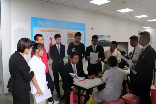 江西南昌县爱心献血传递真情,南昌爱心人士捐赠绿地铂瑞酒店