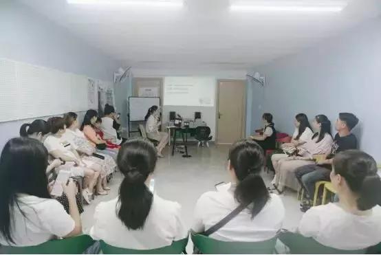 27岁辞去铁饭碗去创业,我27岁才开始转行做程序