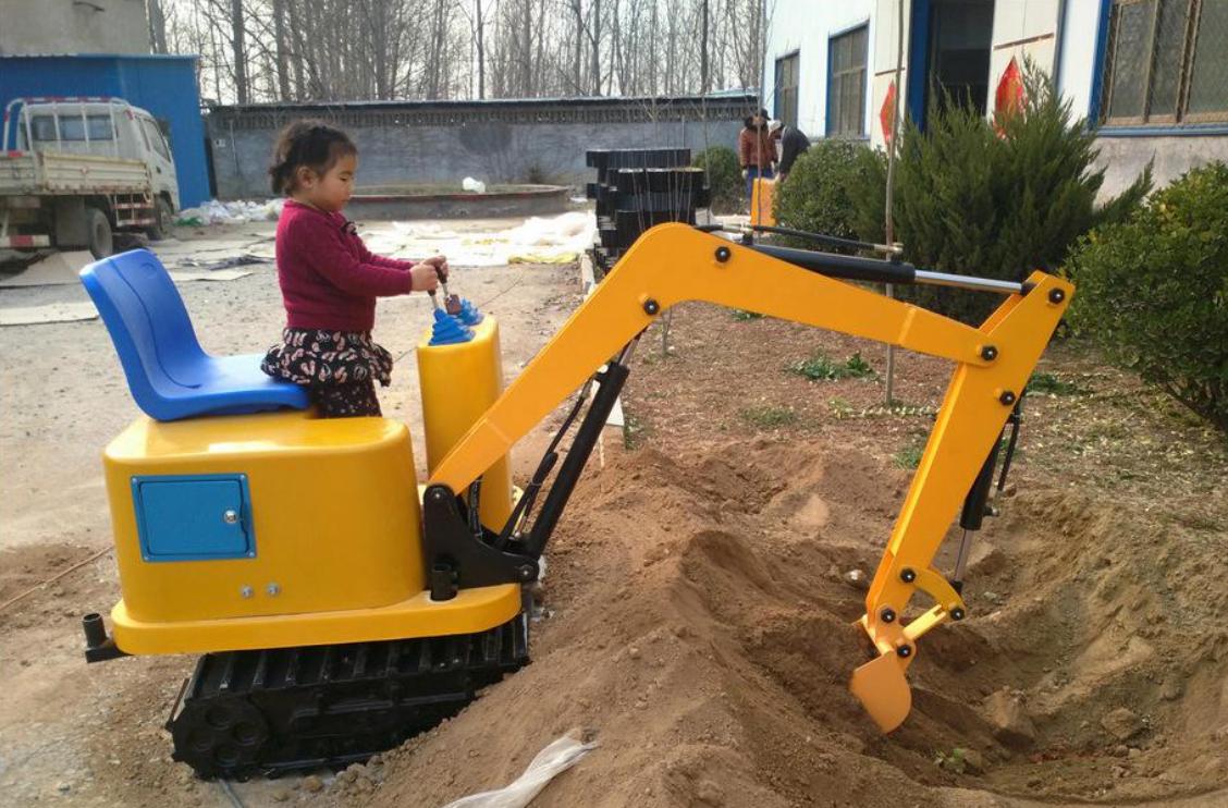 小孩喜欢挖掘机是什么原因,孩子为什么喜欢挖掘机