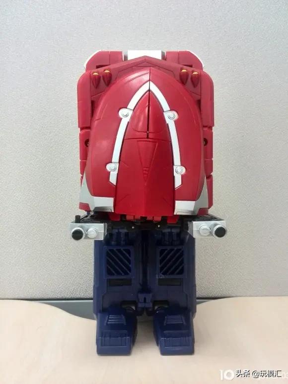 擎天柱电影版ls03玩具,03岁的玩具