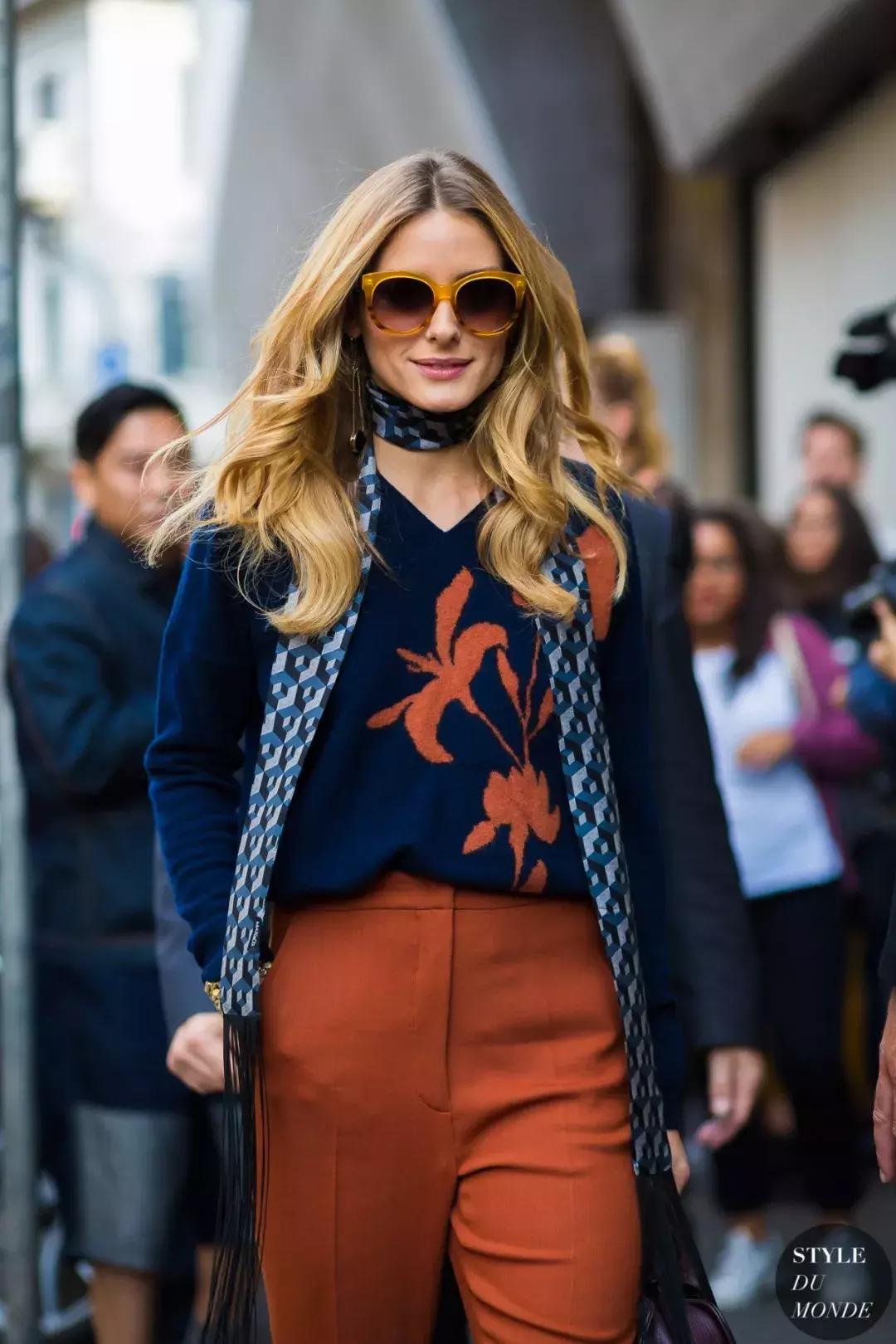 围巾怎么挑选适合自己的,买围巾又好看又简单