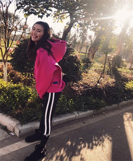 女神刘湘惊艳亮相!22岁中国名将刷新世界纪录:一切让成绩说话