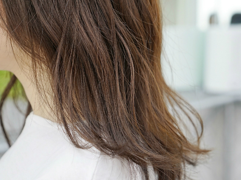 细软塌发质多久洗一次头发,怎样拯救一天就油的头发