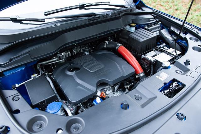 哈弗h2这款车省油吗,7年9万公里的哈弗h2值得买吗