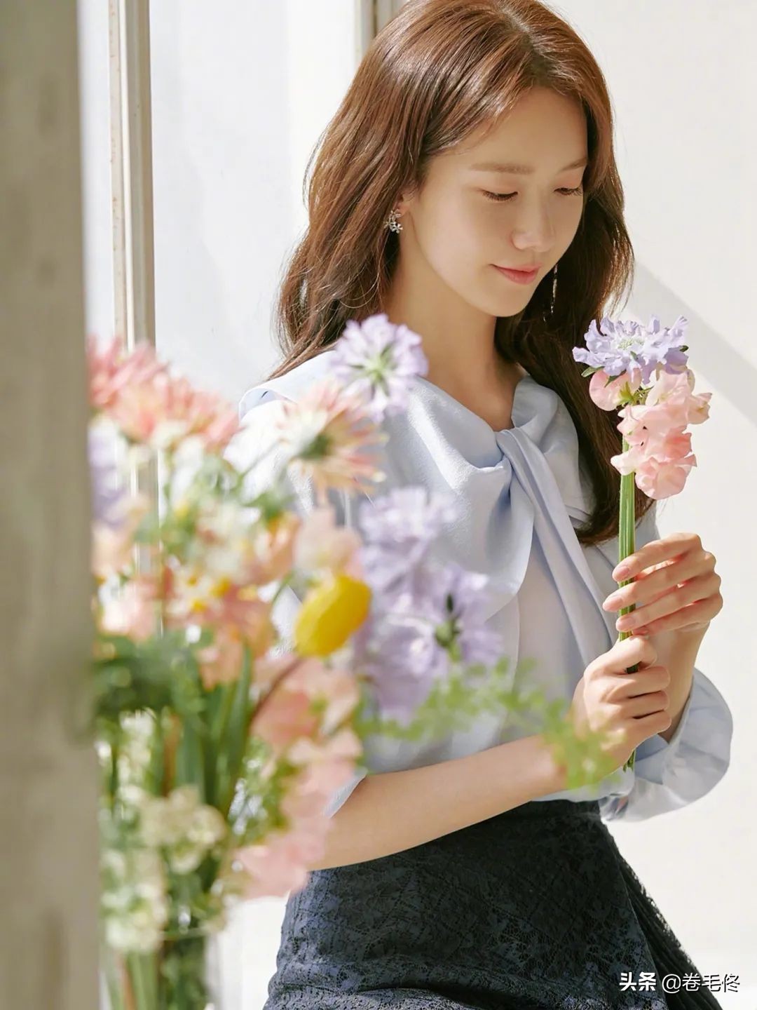 解决拍照尴尬技巧,一拍照就紧张头部发抖