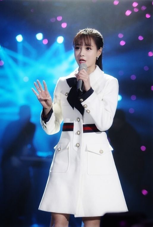 沈梦辰闲鱼上卖二手闲置,沈梦辰闲鱼直播打客服电话