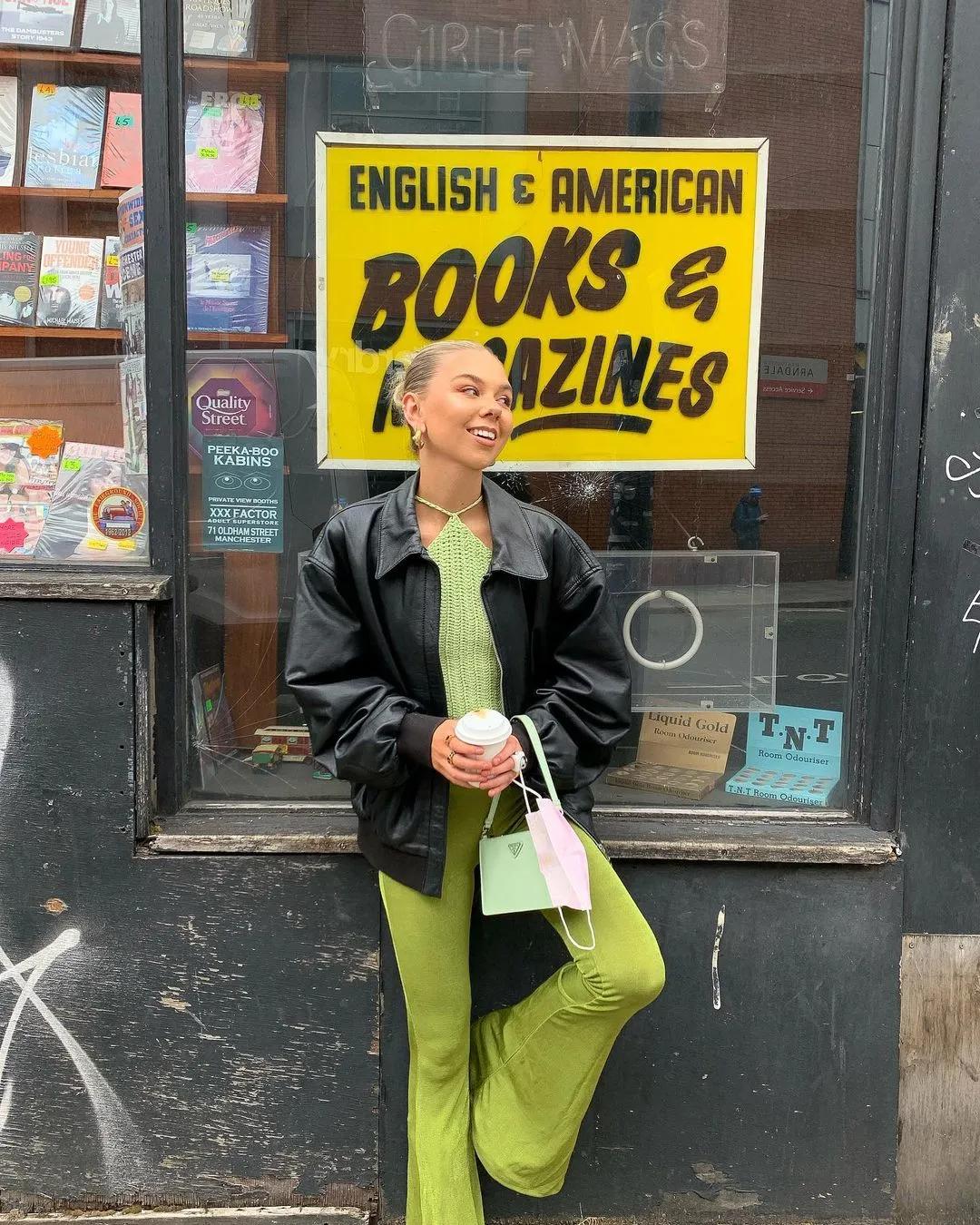 中国的肚兜中国风,国外流行中国肚兜