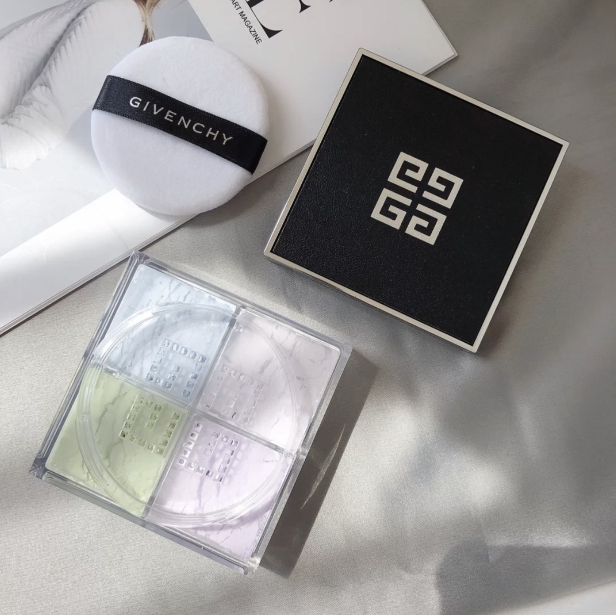 花西子散粉与纪梵希散粉价格对比,花西子散粉和纪梵希四宫格哪个好